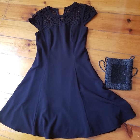Jessica Little Black Dress. Size 6P - Picture 8 of 14